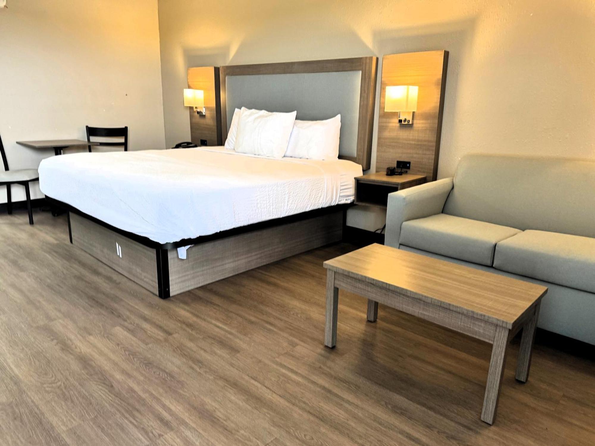 Baymont By Wyndham Corpus Christi Airport Hotel Exterior photo
